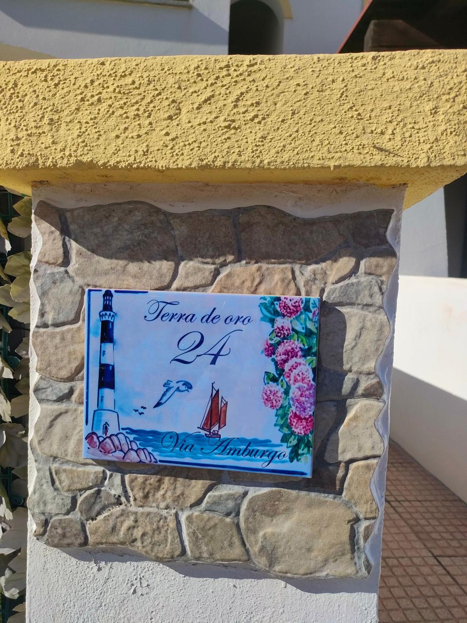 Terra De Oro Appartement Àrbatax Buitenkant foto